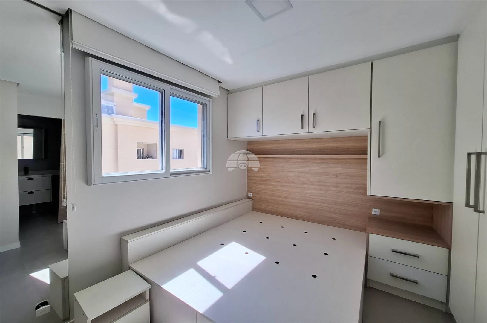 Furnished 3-bedroom apartment with integrated kitchen — photo 21