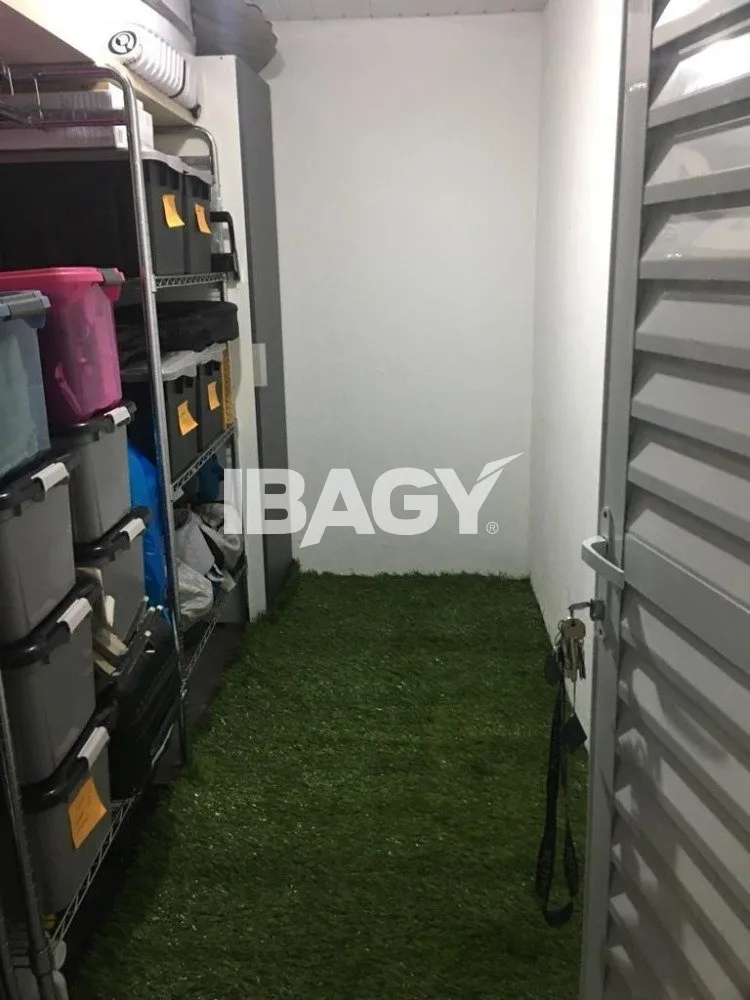 Apartamento de 2 dormitorios con cocina abierta y zona de lavado — photo 18