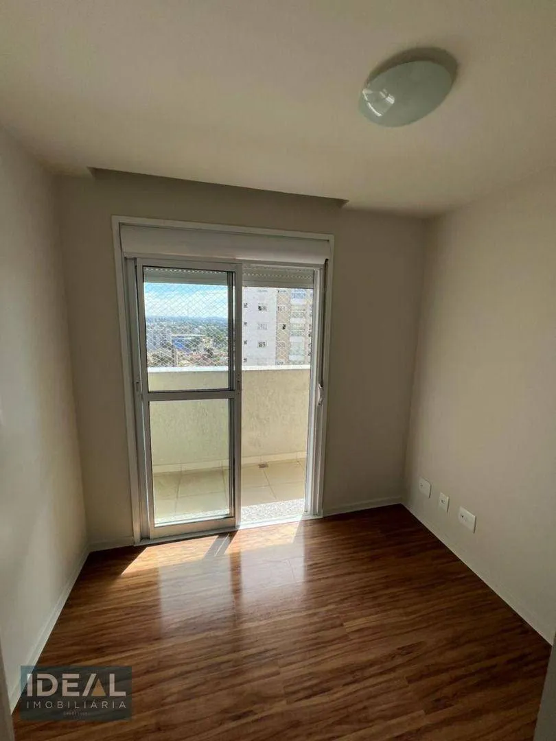 Furnished apartment with 3 bedrooms and 4 bathrooms — photo 21