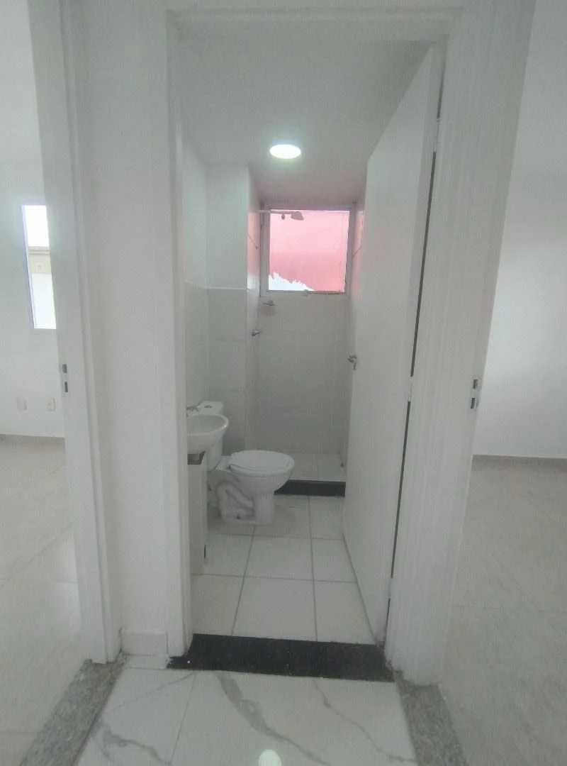 Apartamento sem mobília com 2 quartos e varanda — photo 5