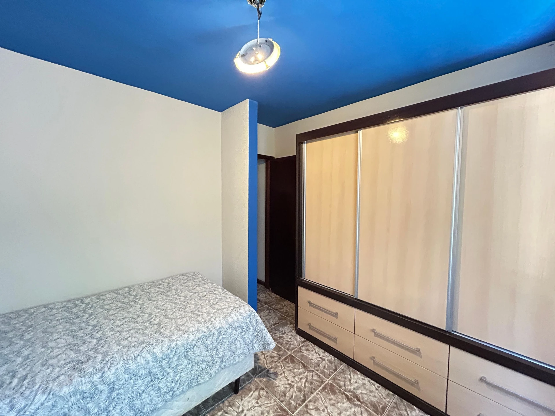 Меблированный дом с 2 спальнями и балконом — photo 3