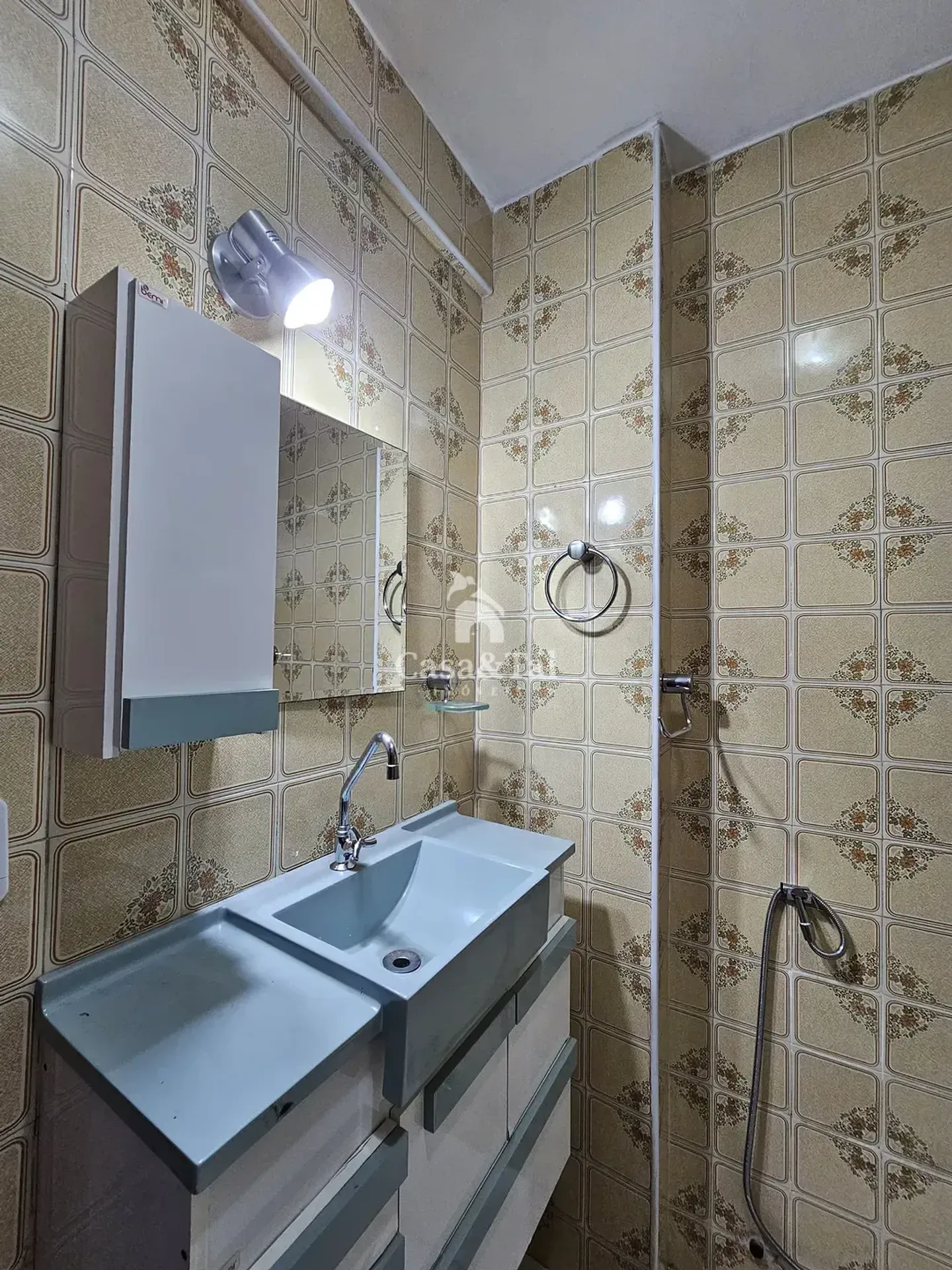 Unfurnished apartment with air conditioning and 3 bedrooms — photo 28
