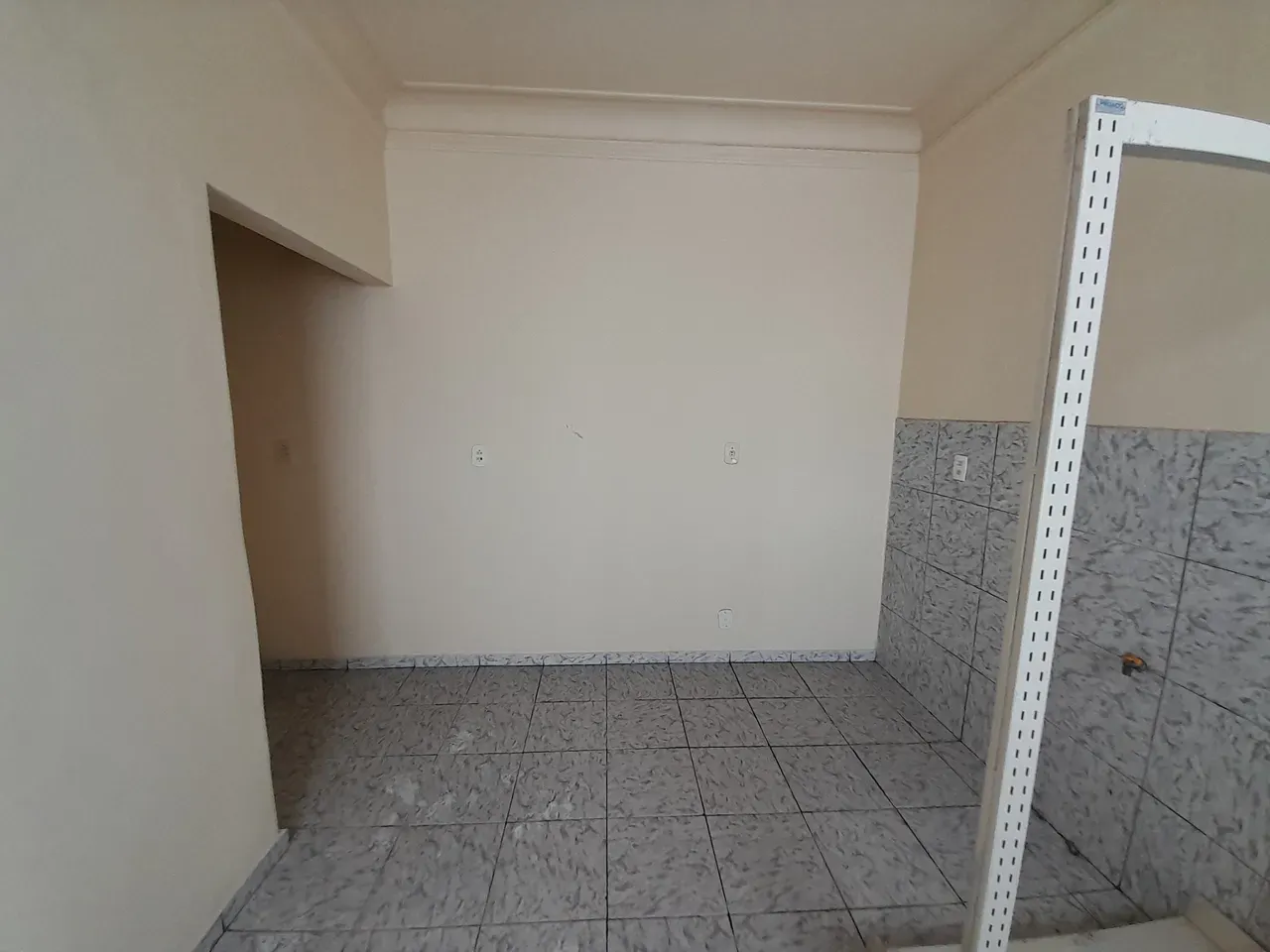 Apartment on the 9th floor with a glass-enclosed balcony — photo 26