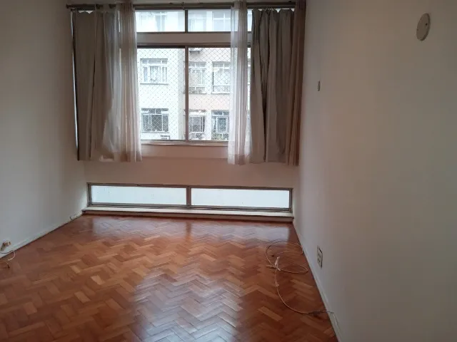 Apartamento com piso de madeira ou laminado, Flamengo — photo 3