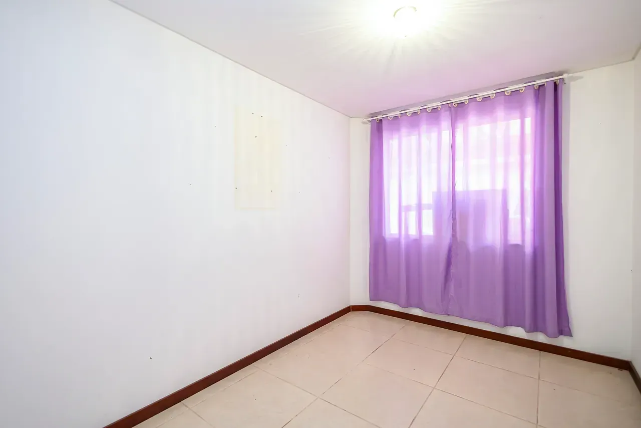 Furnished house with 5 bedrooms and 470 m² — photo 85