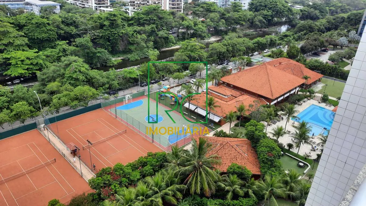Water view in a 4-bedroom apartment, 360 m² — photo 18