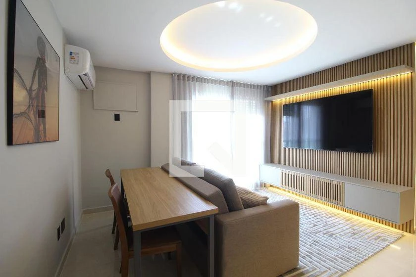 One-bedroom apartment with a mountain view — photo 24