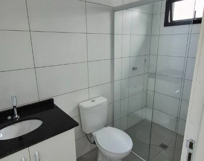 Ground-floor 1-bedroom apartment with an open-plan kitchen — photo 6