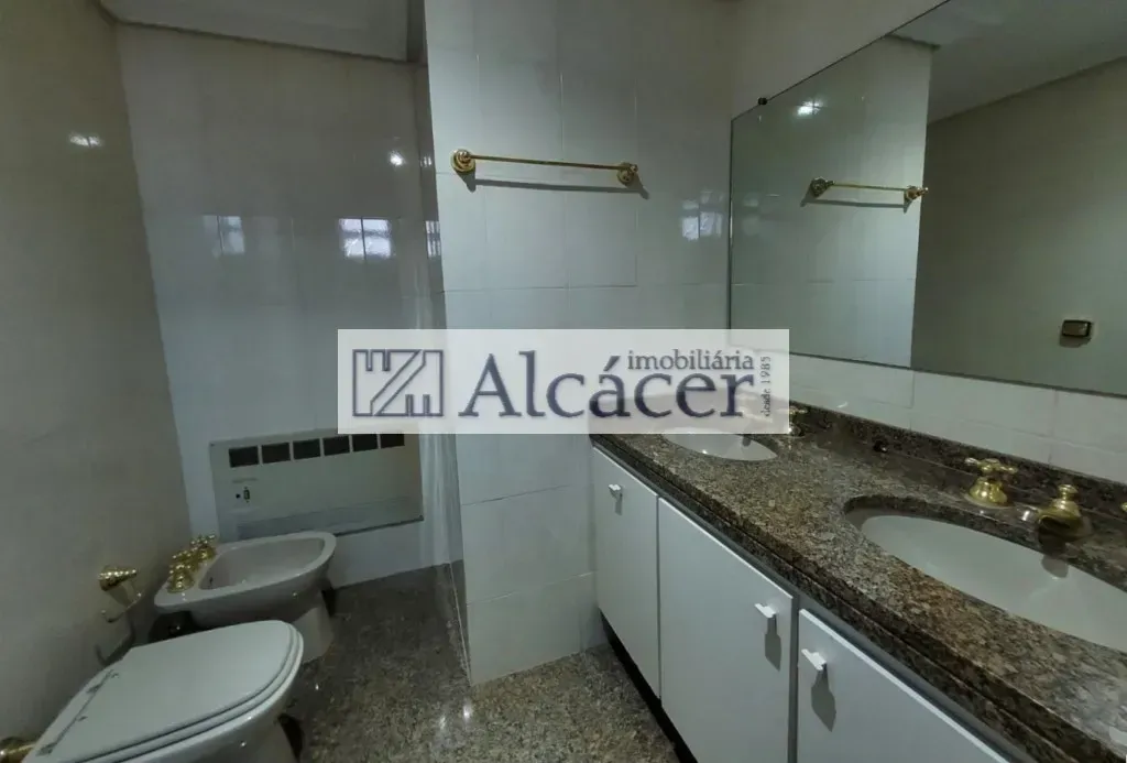 236 m² apartment with 2 en-suites and private BBQ — photo 12
