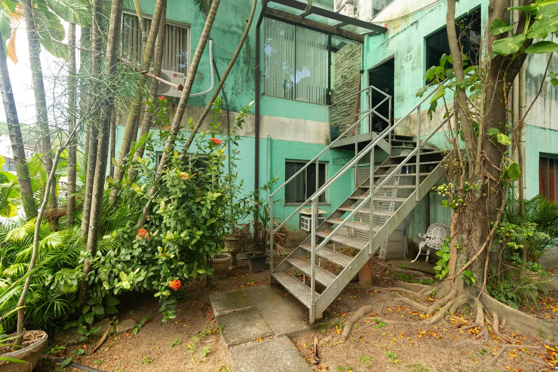 Casa mobiliada com 3 quartos e 4 banheiros — photo 94