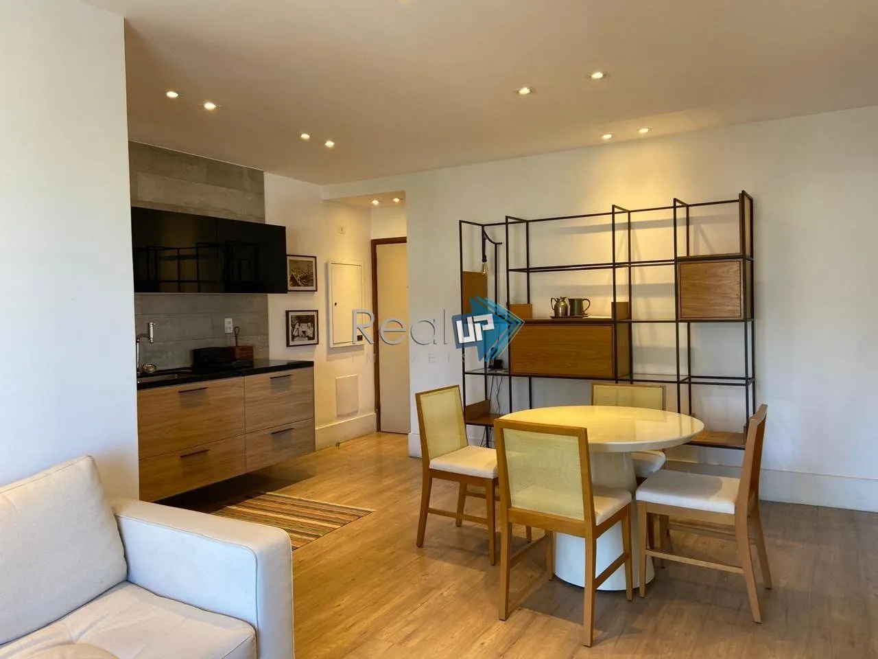Apartamento de 2 suítes de 62 m² con vistas al agua — photo 8