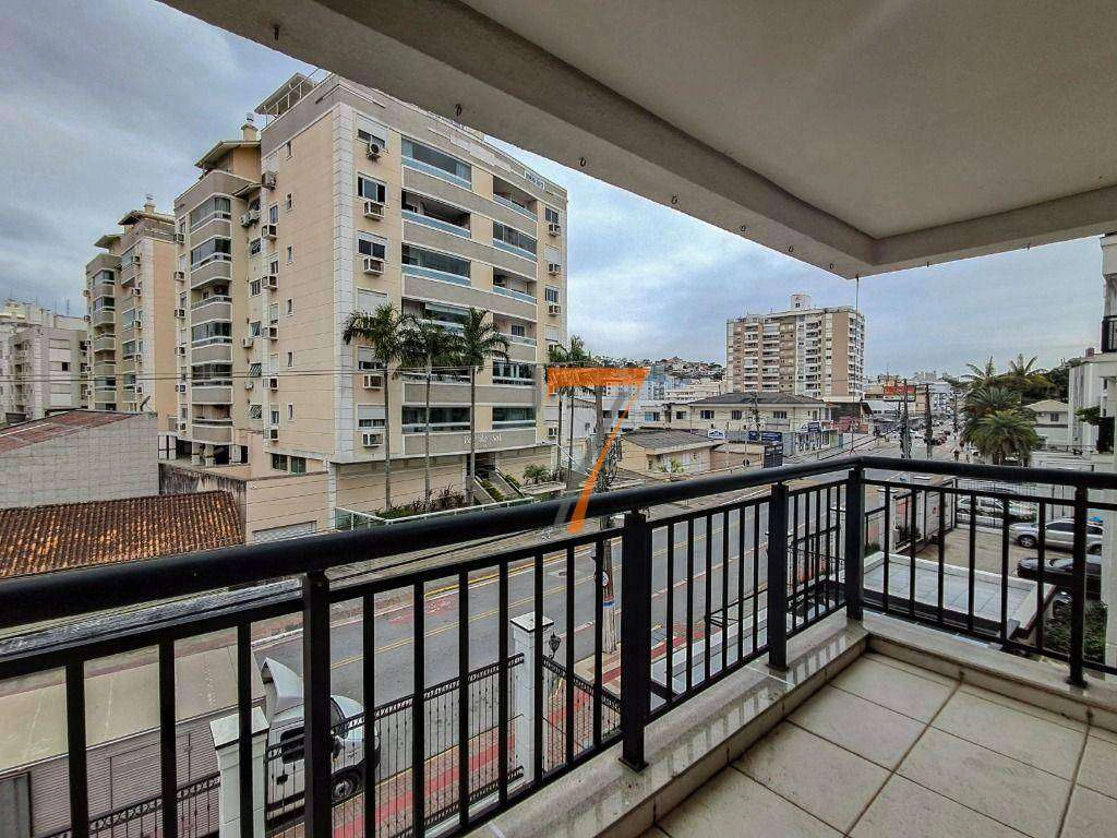3-bedroom apartment with glass shower, 130 m² — photo 4