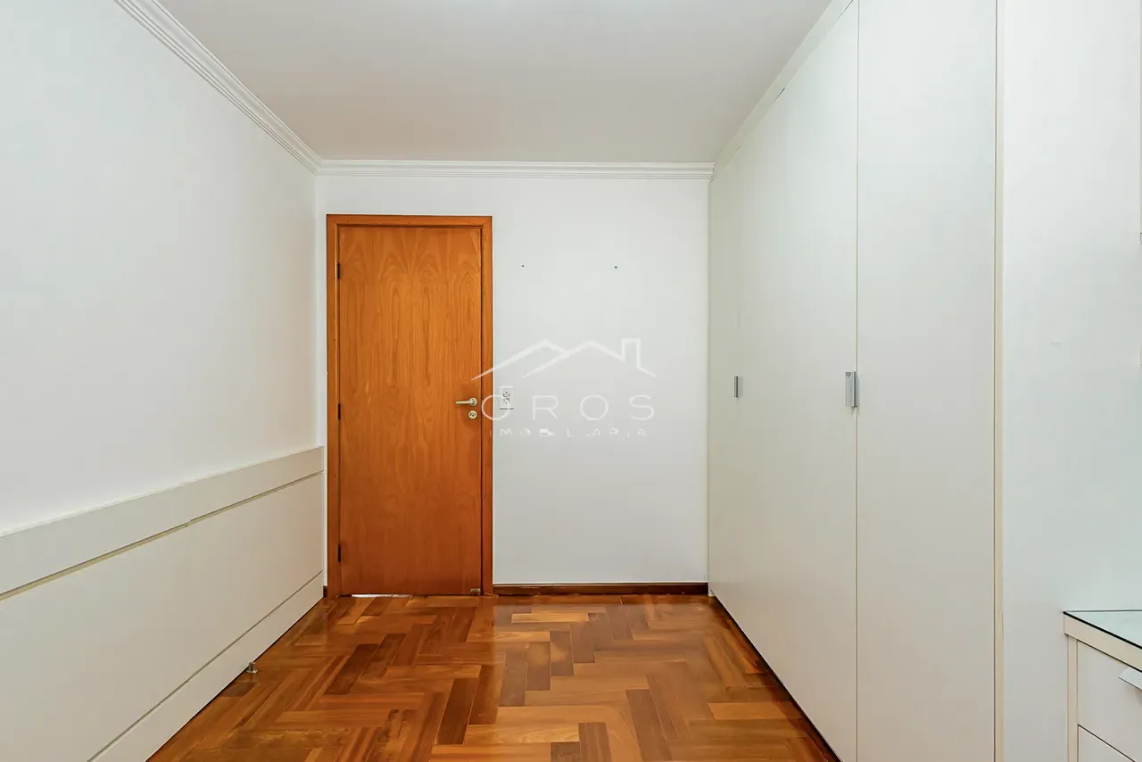 House, 200 m², with a washing machine — photo 22