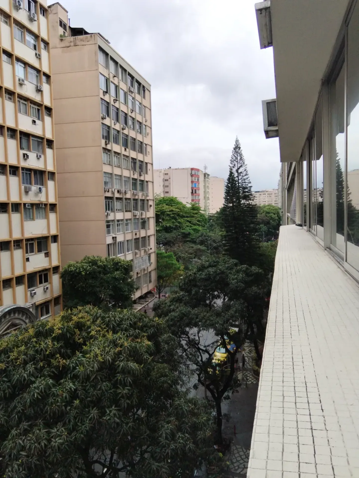 Apartamento, 42 m², com piso de madeira ou laminado — photo 26