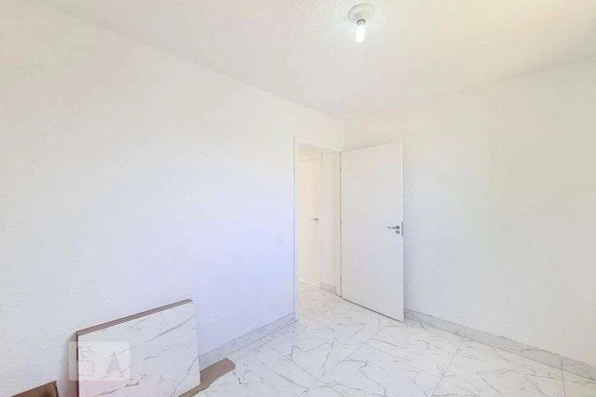 Apartamento de 2 quartos com cozinha separada e 40 m² — photo 27