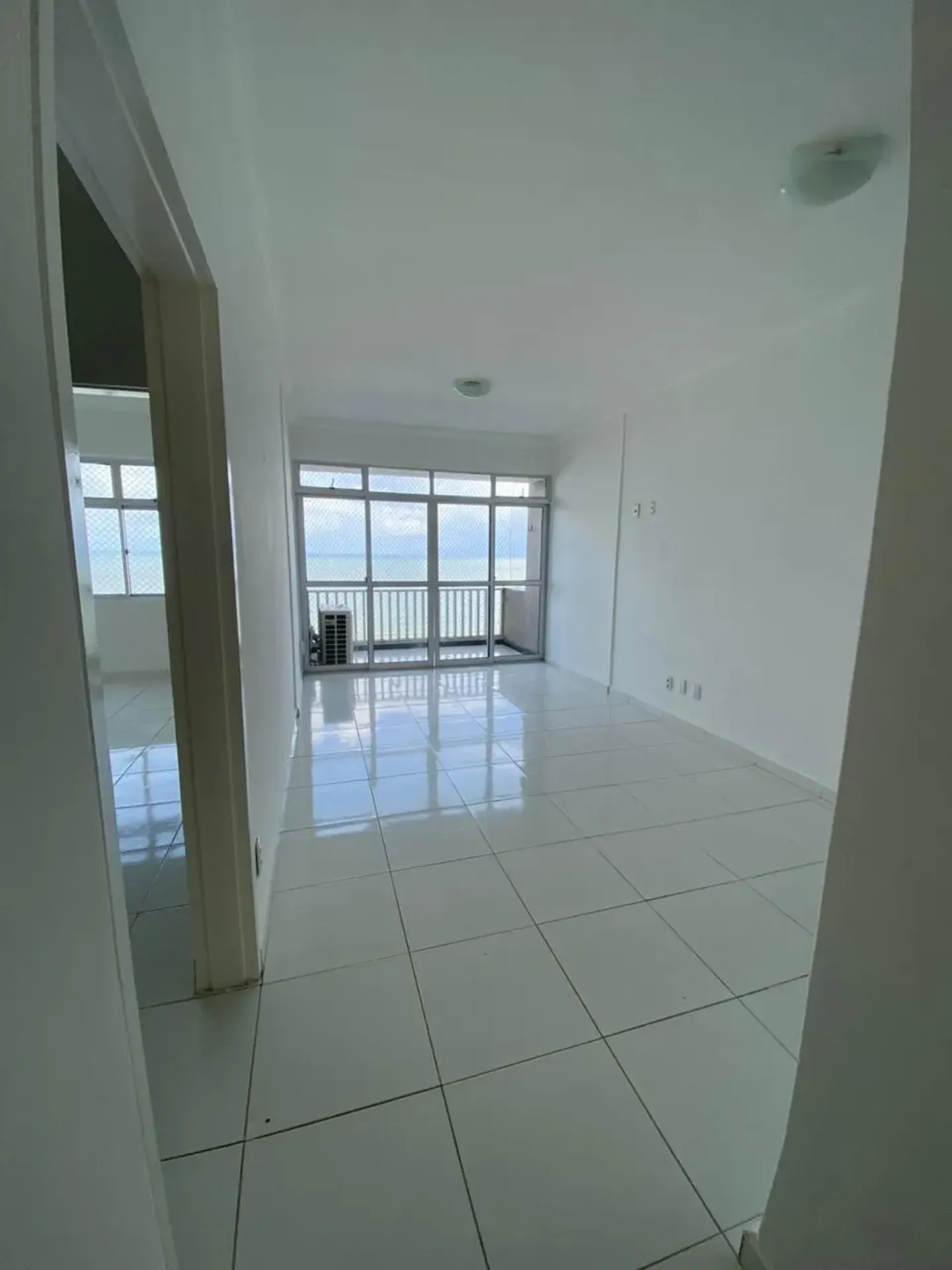 2-bedroom apartment with 2 bathrooms and private garden