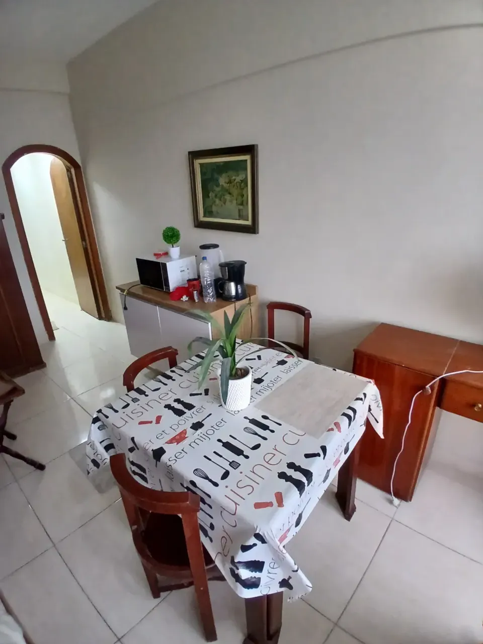 Furnished 1-bedroom apartment with a gas stove — photo 6