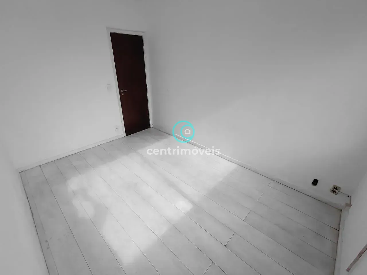 Apartamento sem mobília com 3 quartos e 3 banheiros — photo 11