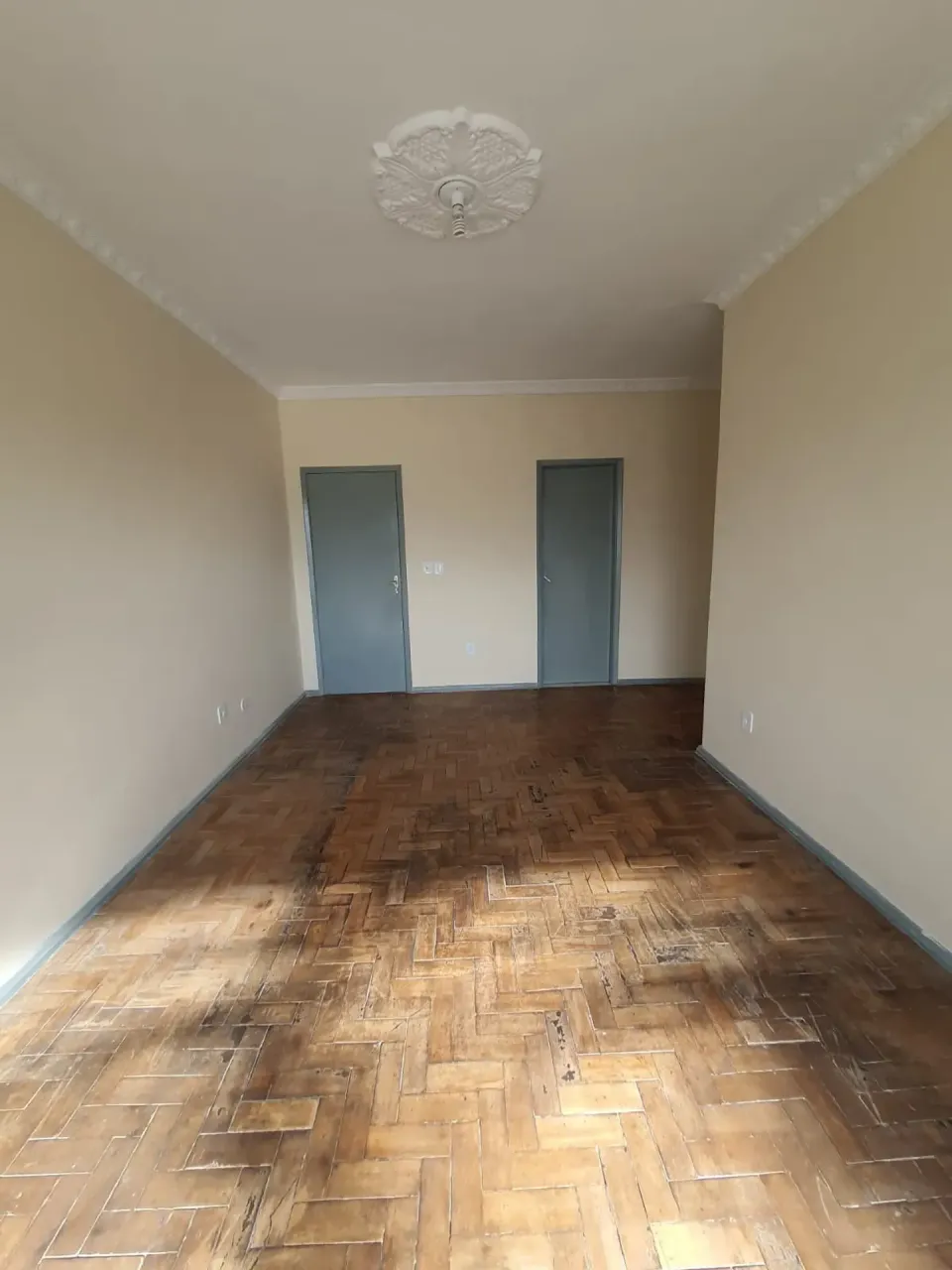 Apartamento de 3 quartos com cozinha separada — photo 5