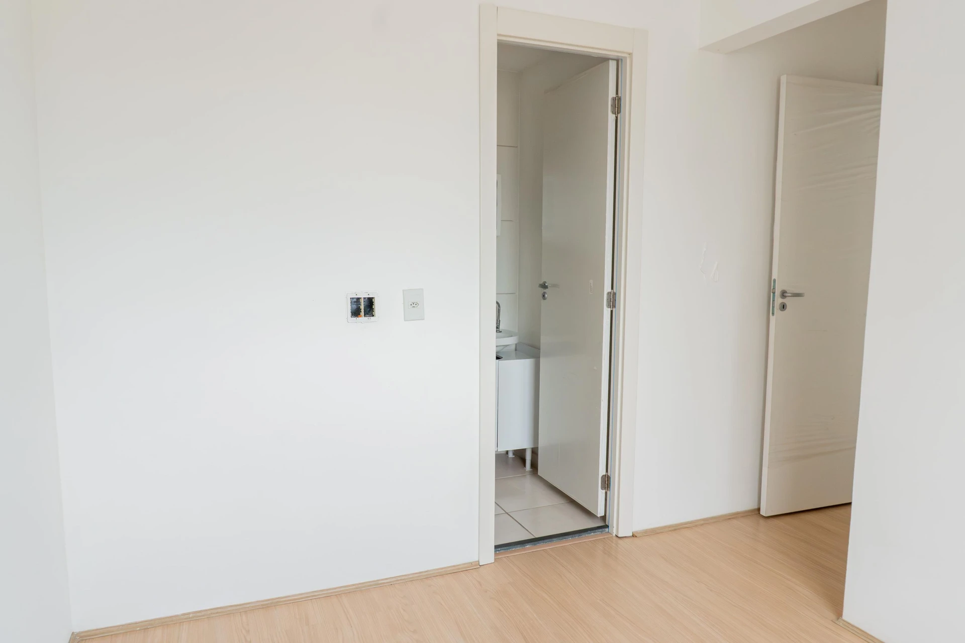 2-bedroom apartment with a mountain view in Rio de Janeiro — photo 38