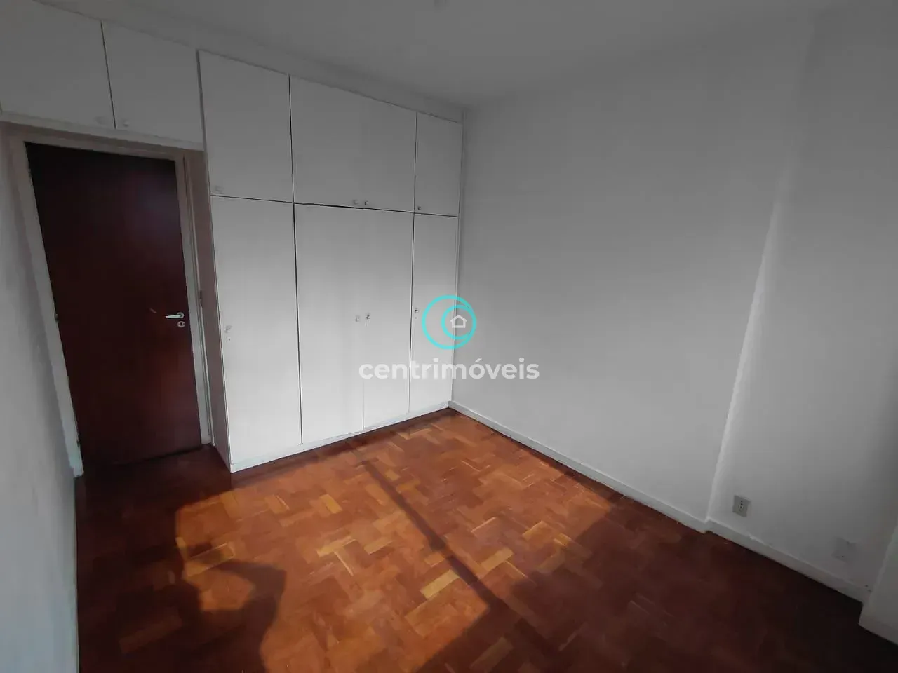 Apartamento sem mobília com 3 quartos e 3 banheiros — photo 16