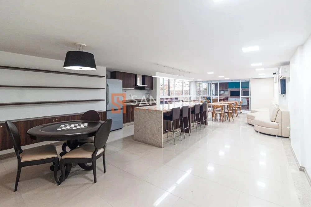 2-bedroom apartment in a building with a gym — photo 27