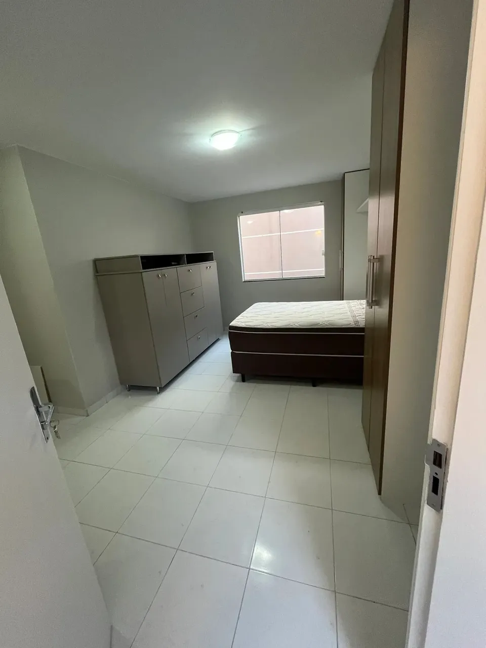 Apartamento mobiliado de 1 dormitório com vaga — photo 3