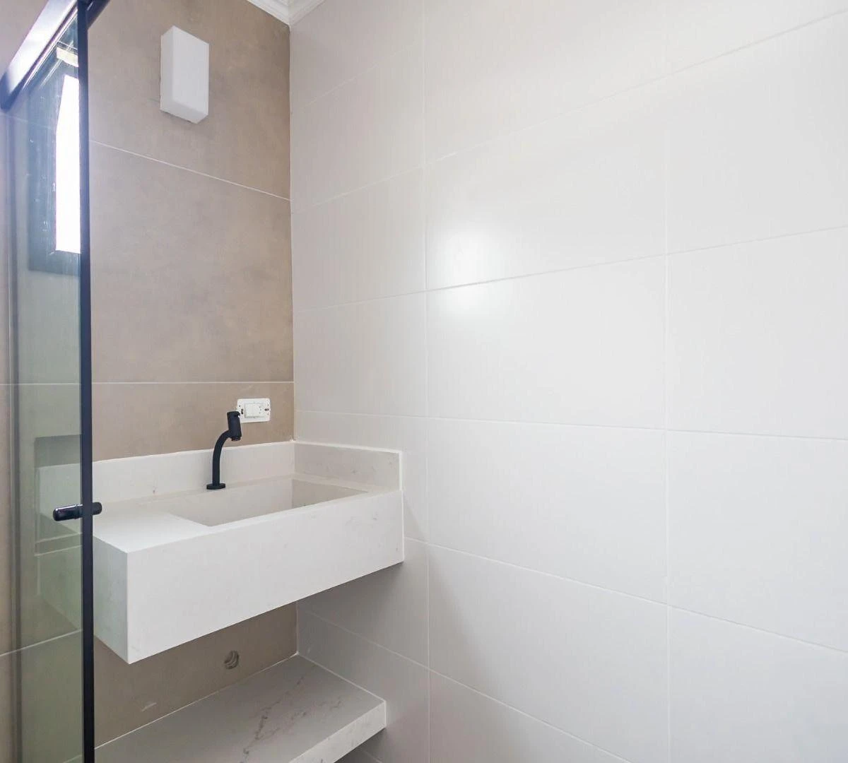 Casa com 3 quartos e cozinha separada de 127 m² — photo 31
