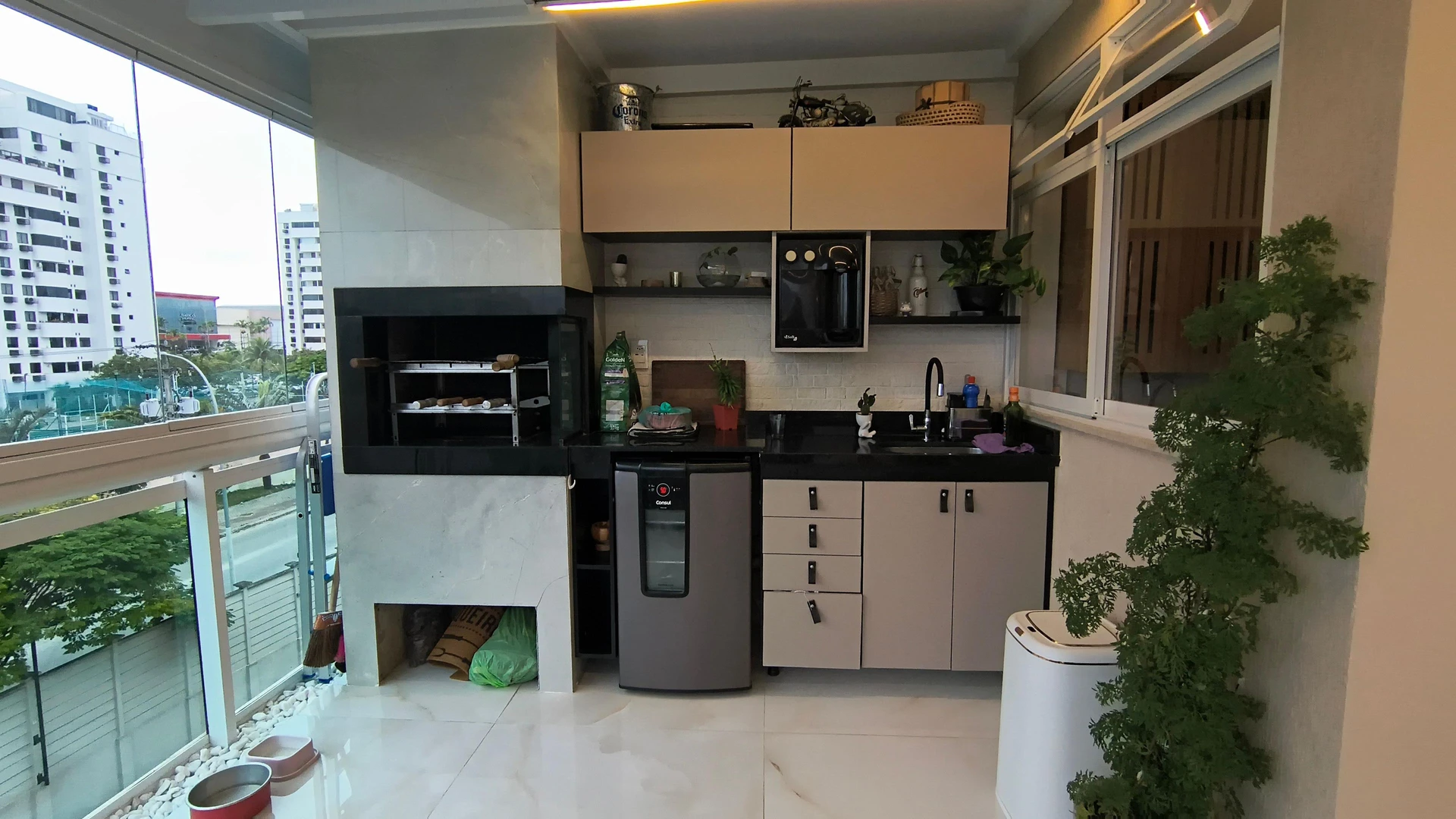Furnished apartment, 150 m², with a grill on the balcony — photo 19