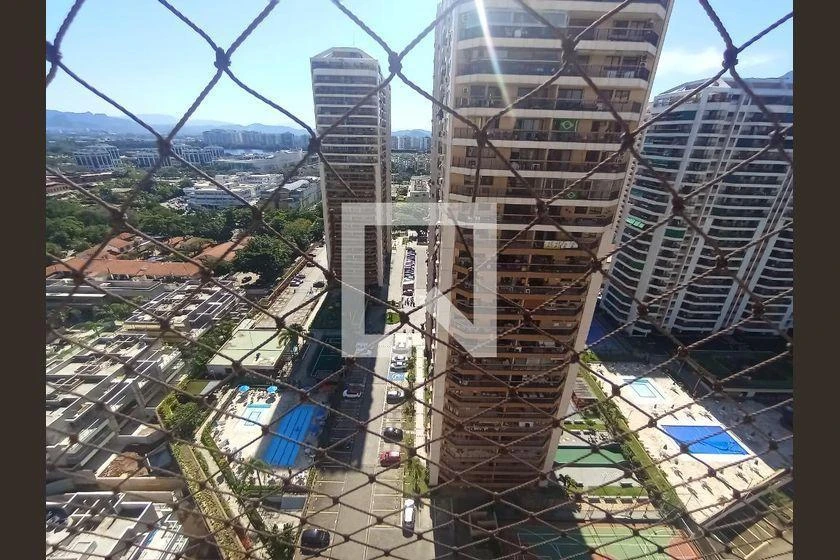 Furnished 30 m² apartment with 1 bedroom and balcony — photo 22