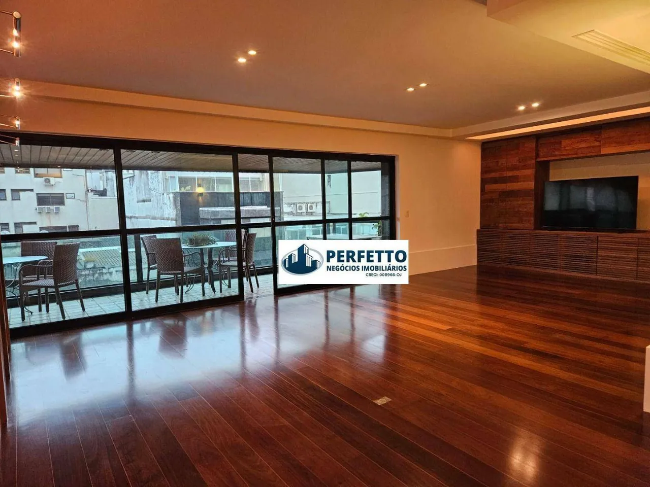 Apartment with 4 bedrooms, 4 bathrooms and 2 parking spaces — photo 15