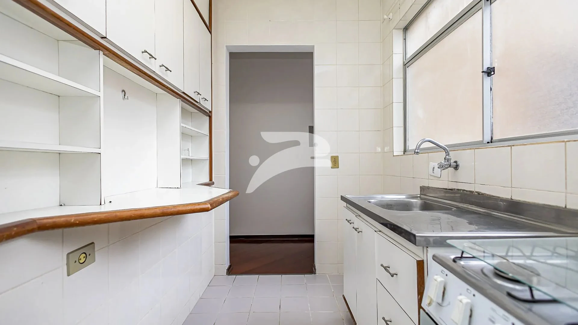 1-bedroom apartment with a balcony, 57 m² on the 11th — photo 7