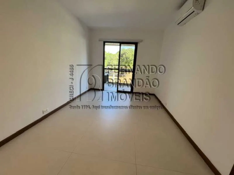 Apartamento com 2 quartos e varanda, cozinha integrada — photo 16