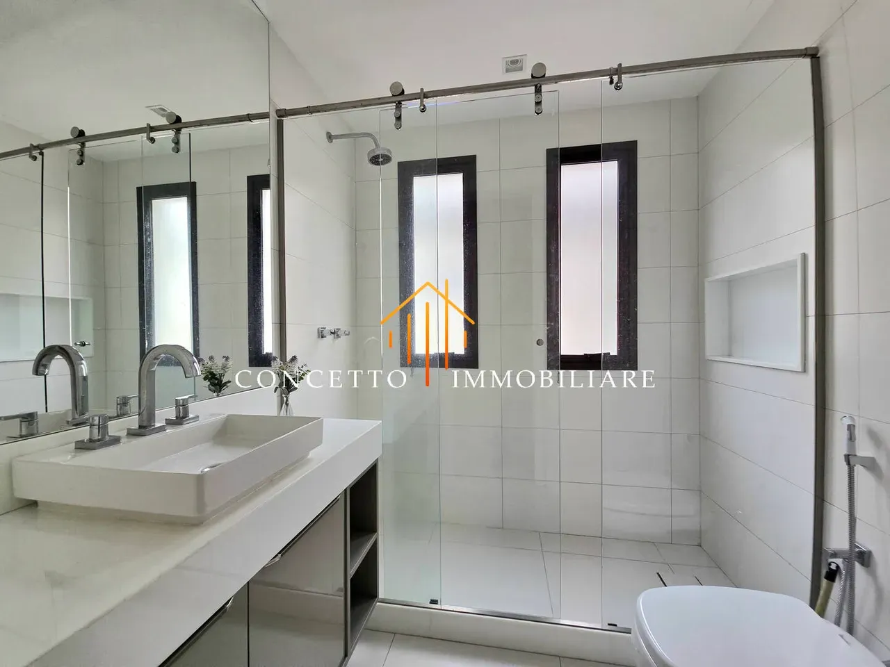 Casa mobiliada de 980 m² com cozinha integrada — photo 23