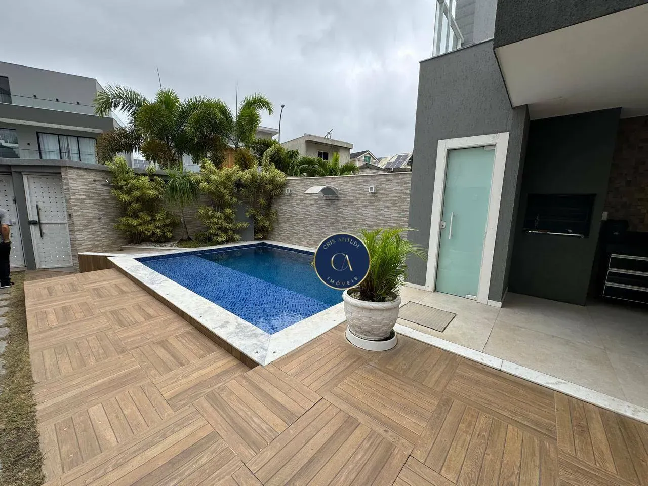 House with 6 bedrooms and 7 bathrooms, 484 m² — photo 6