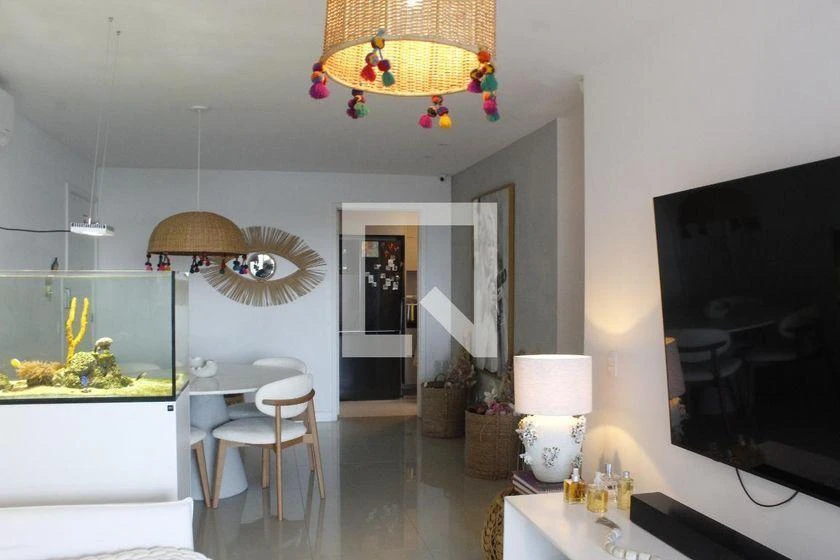 Furnished apartment, 115 m², with a glass-enclosed balcony — photo 7