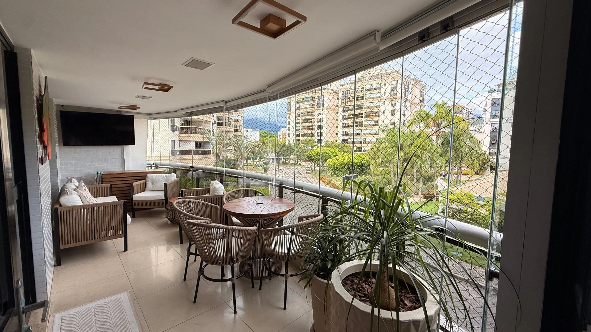 3-bedroom apartment with a washing machine in Rio de Janeiro — photo 13
