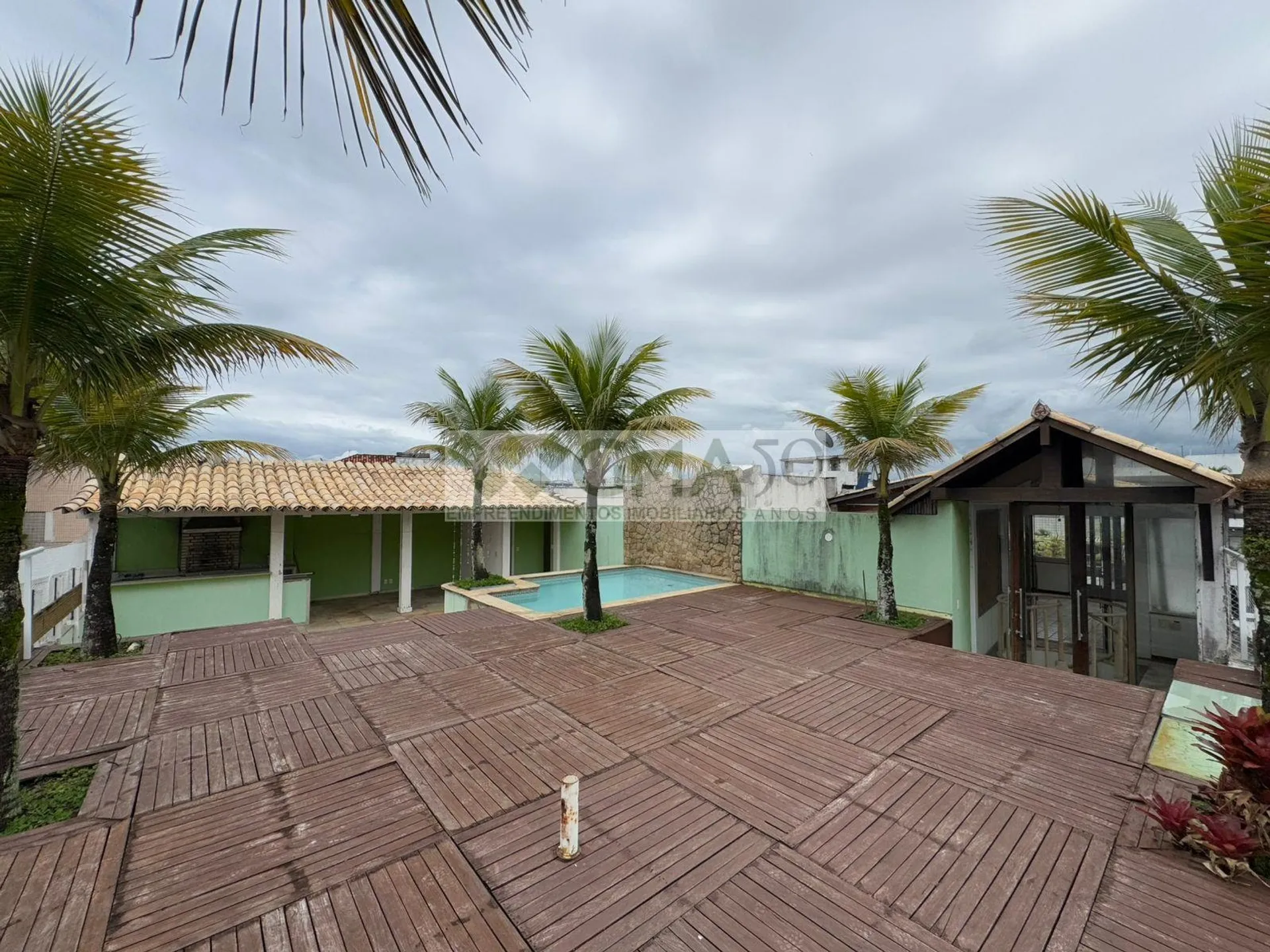 Apartamento com 4 quartos e 4 banheiros, com varanda — photo 31
