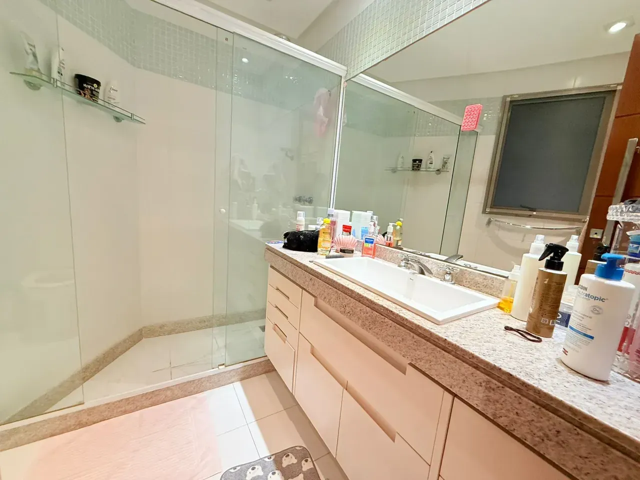 Apartamento mobiliado com 4 quartos e 5 banheiros, 233 m² — photo 19