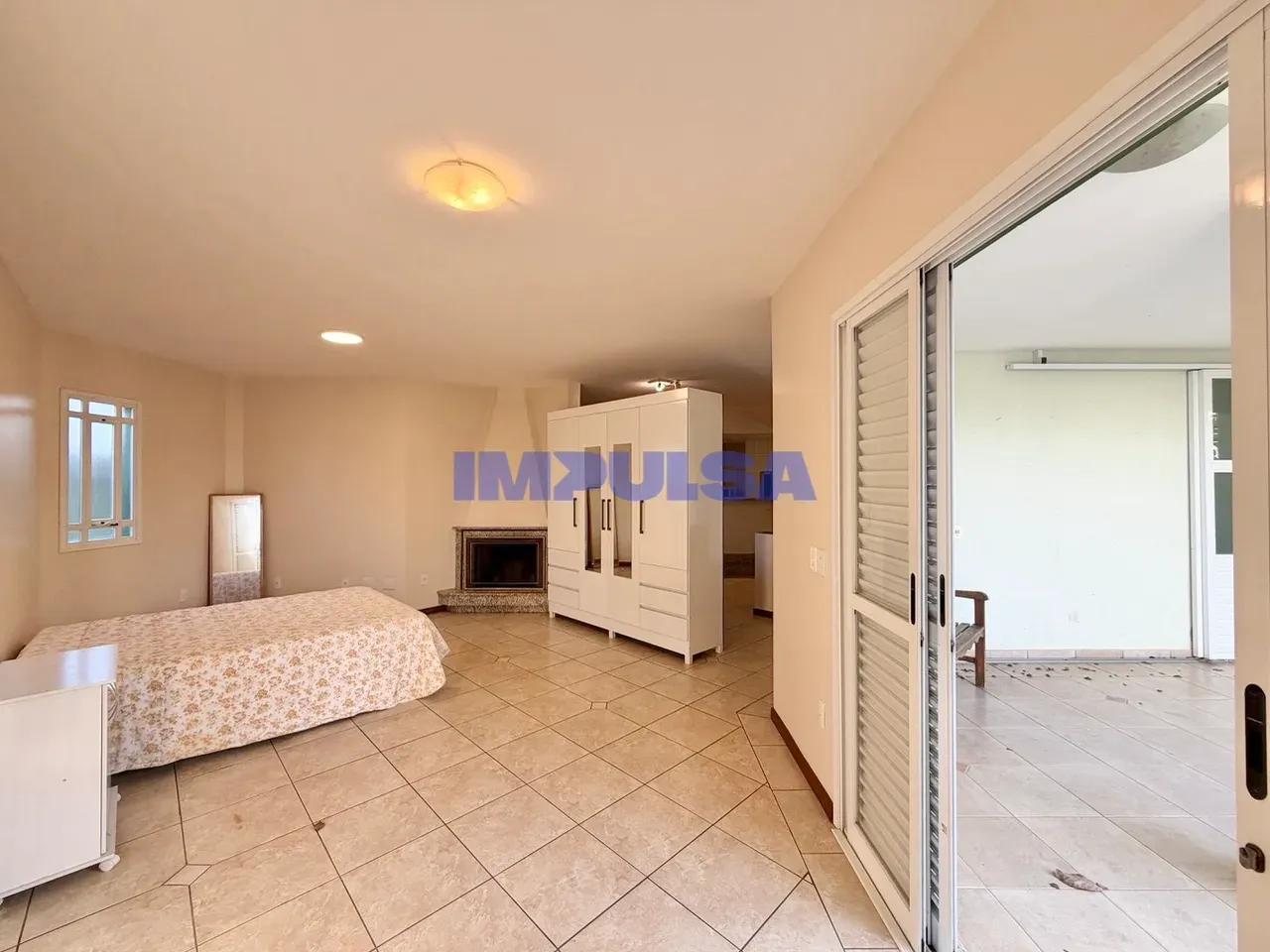 Furnished single-story house with 1 bedroom and open kitchen — photo 16