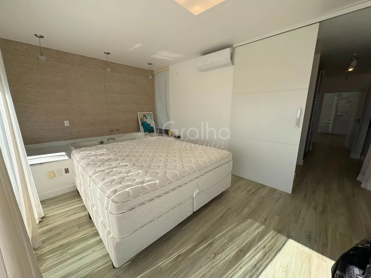 Мебльований будинок 868 м² з 3 люксами та 9 місцями — photo 22