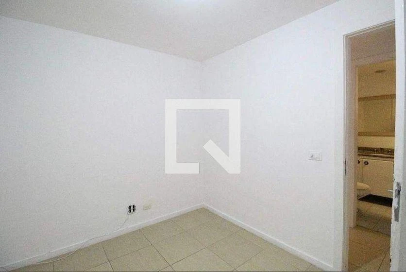 Apartment, 87 m², with a glass-enclosed balcony — photo 21