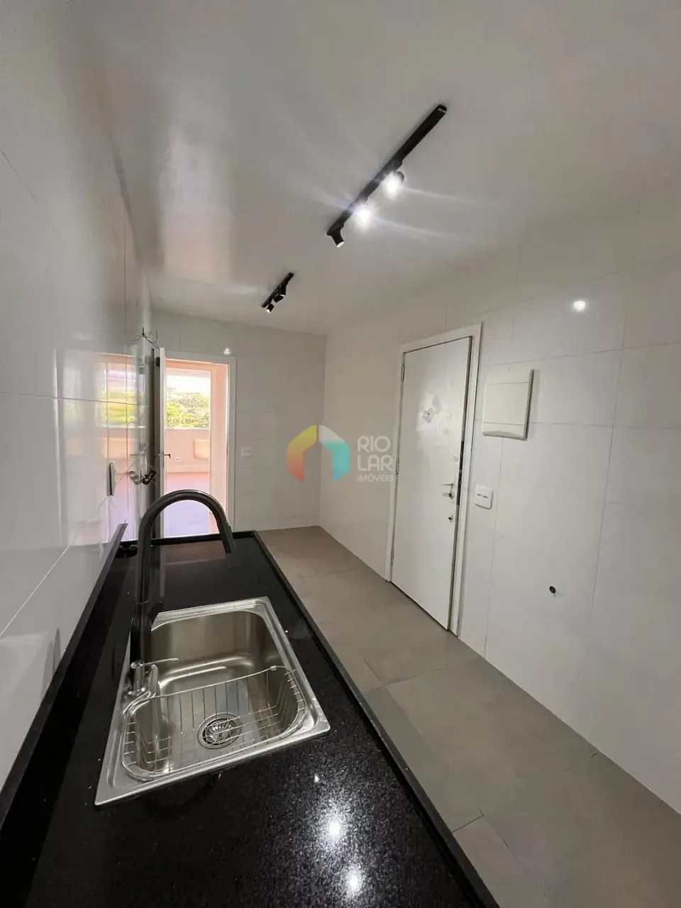 Rental apartment with 4 bedrooms and 3 bathrooms — photo 4