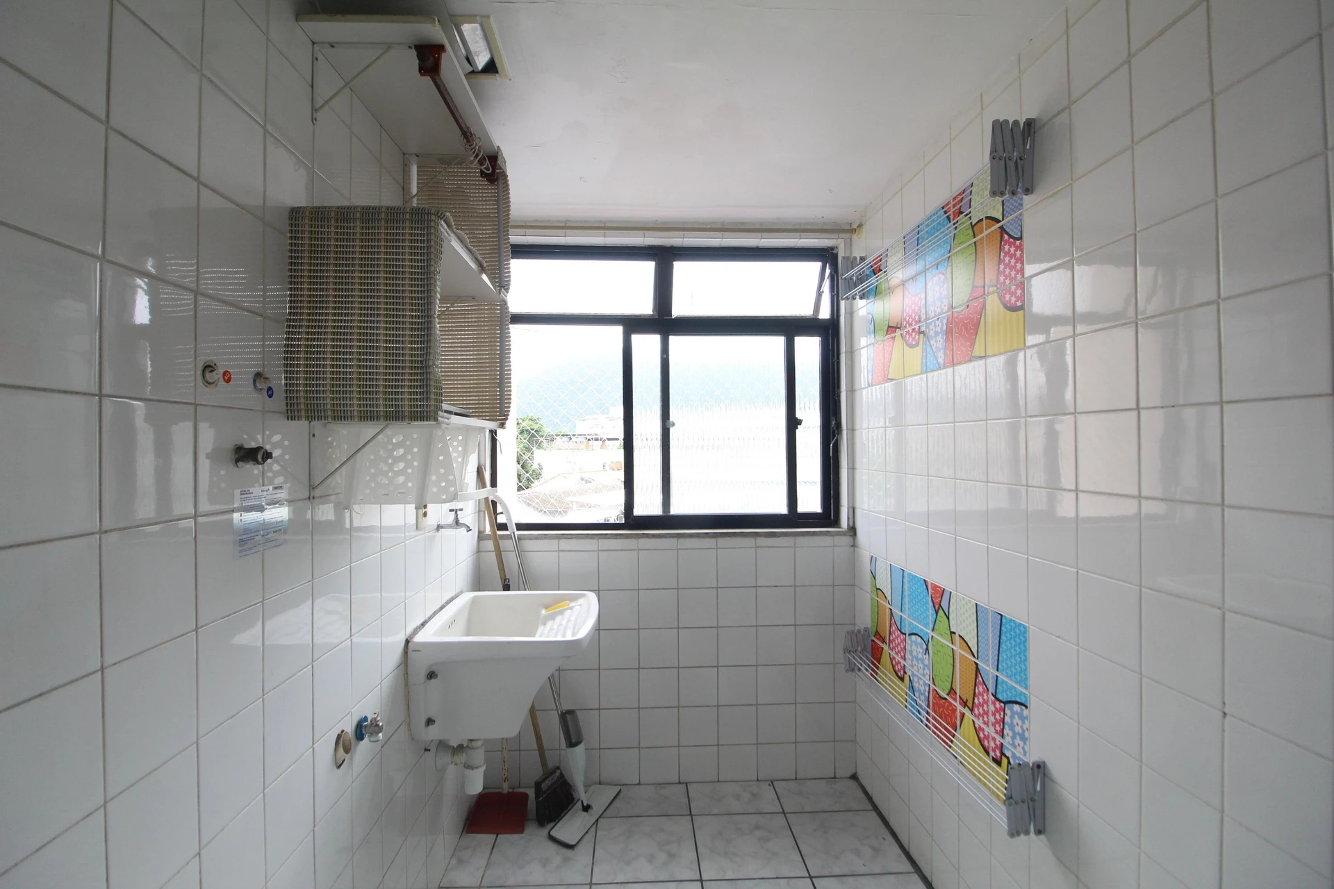 2-bedroom apartment with a mountain view in Rio de Janeiro — photo 23