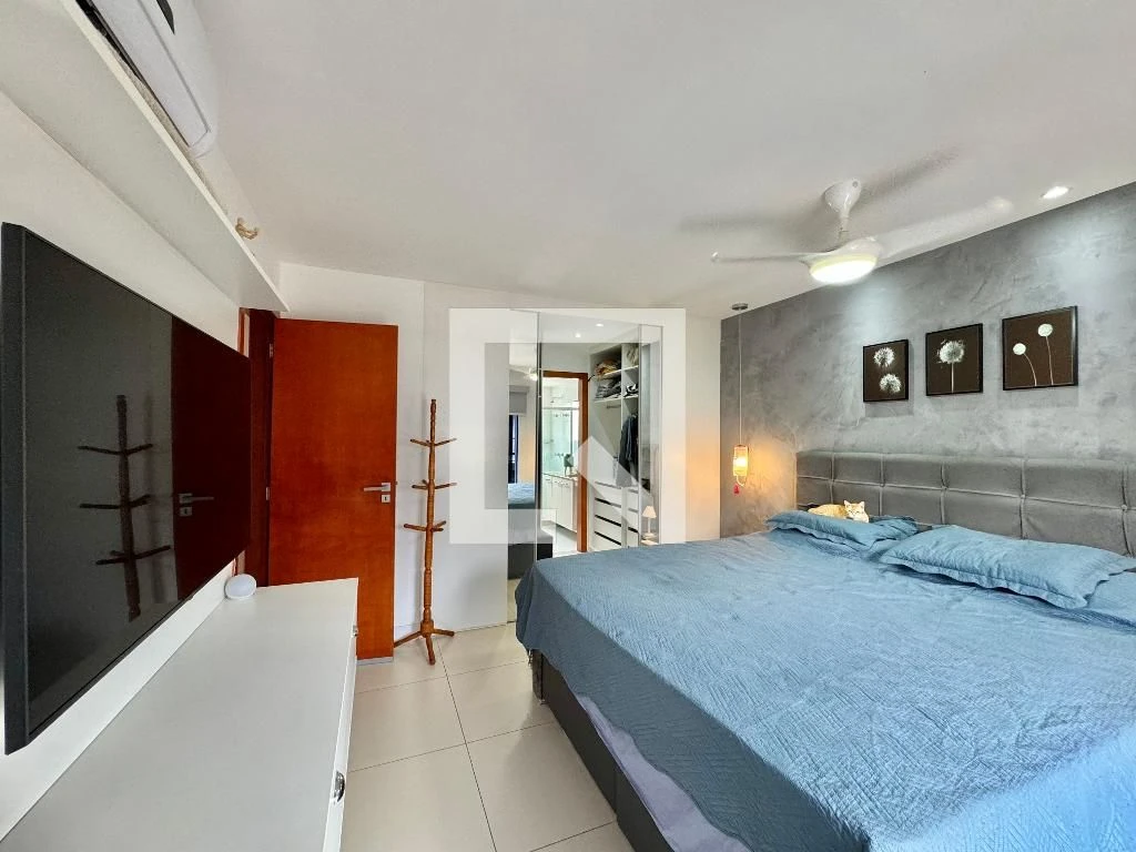 138 m² house with a home office and a walk-in closet — photo 3