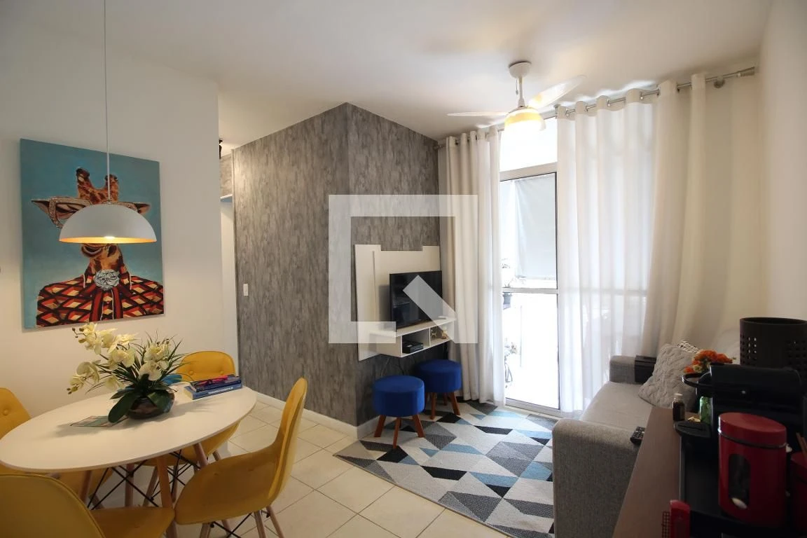 Apartamento mobiliado com cozinha americana e 2 quartos