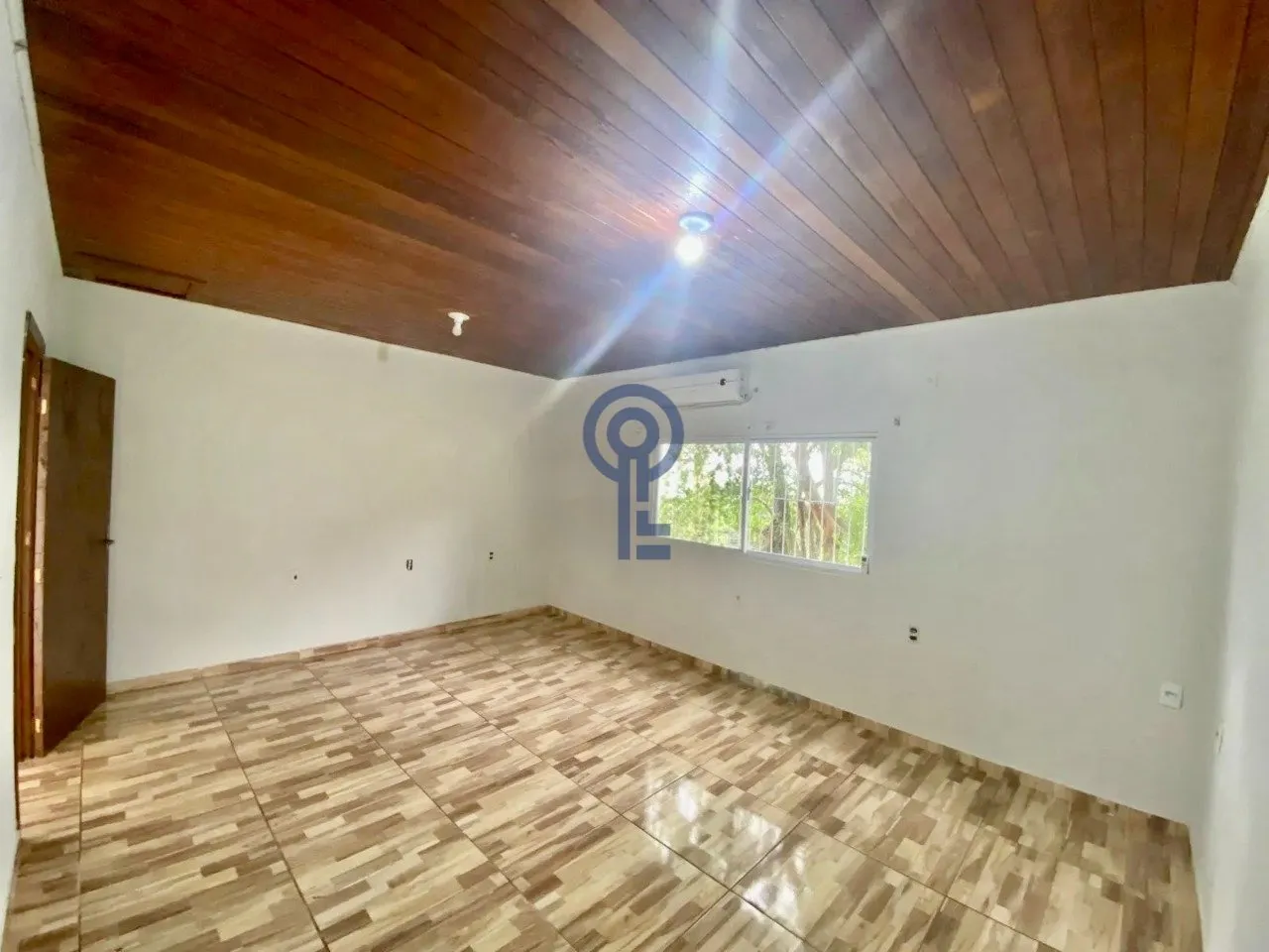 180 m² house with 3 bedrooms, suite and balcony — photo 3
