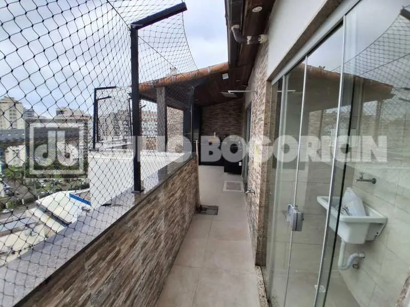 3-bedroom apartment with private balcony and BBQ — photo 35
