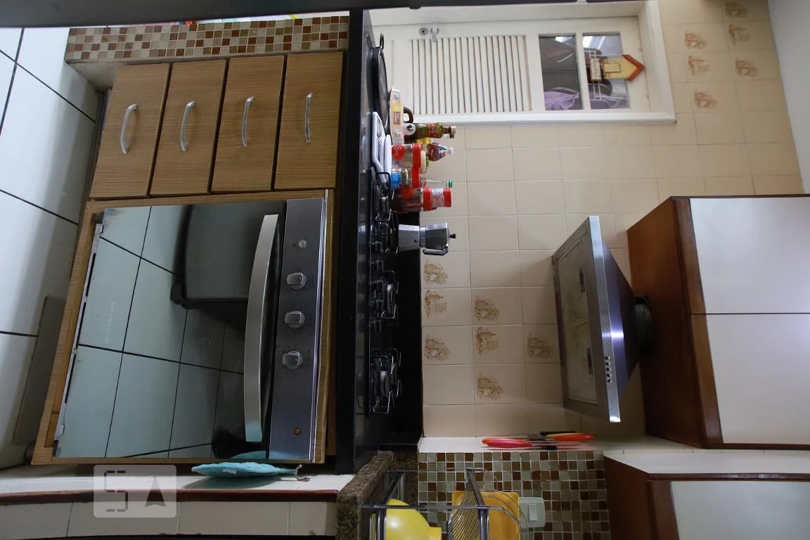 Furnished 2-bedroom apartment with 2 bathrooms — photo 25