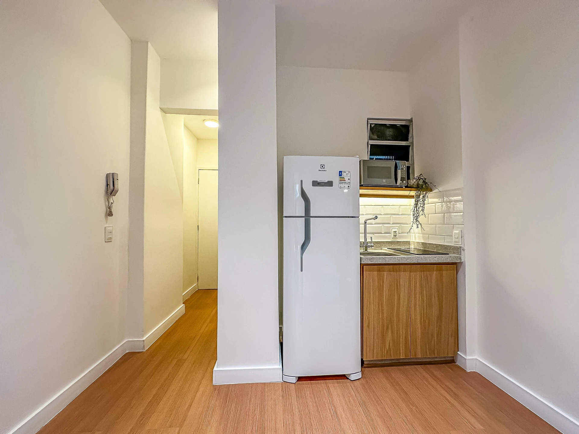 Furnished apartment, 35 m², with a home office — photo 18